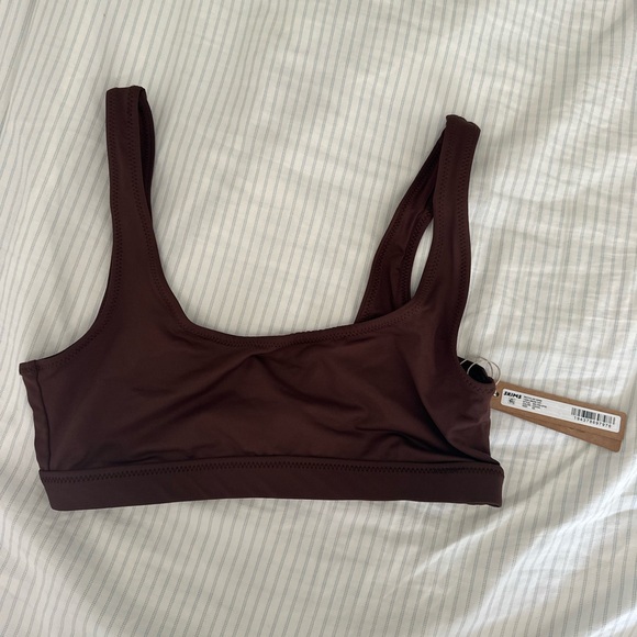 NWT Skims Bikini Top - Picture 2 of 2